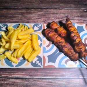 brochetas con patatas